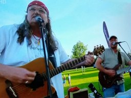 Backroots Two in der Hessenschau im Babenhäuser Schwimmbad